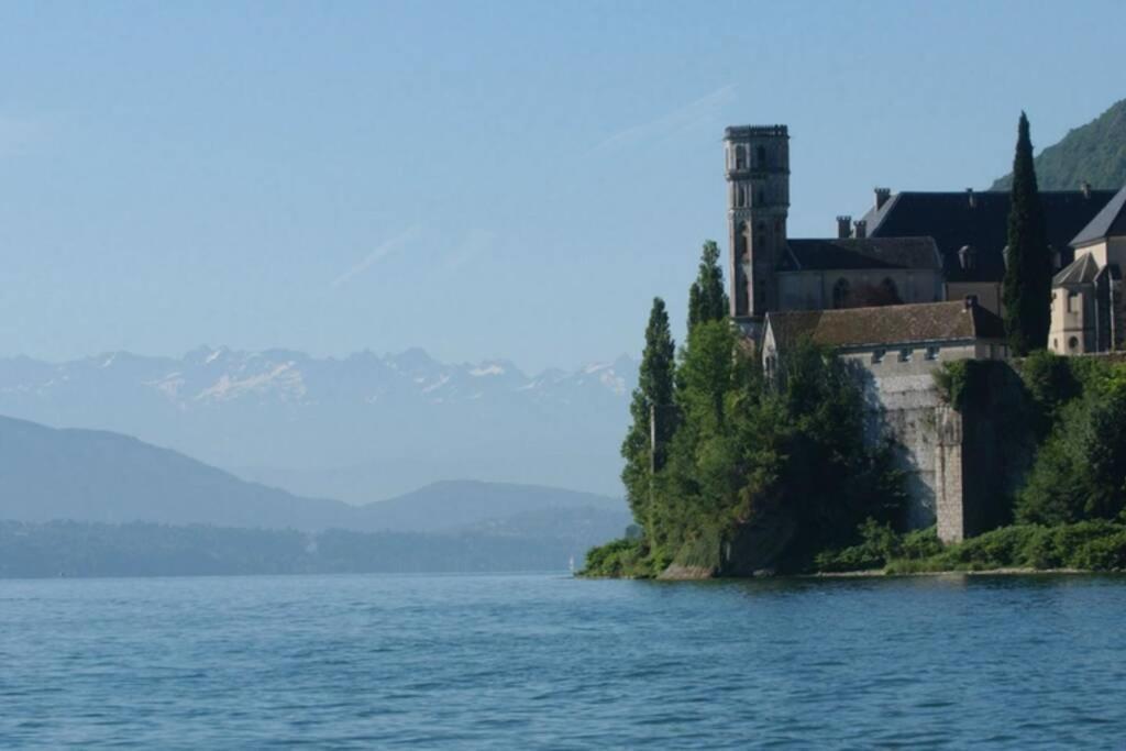 Le Portougais, Chalet A Chanaz, La Petite Venise Savoyarde Exteriör bild