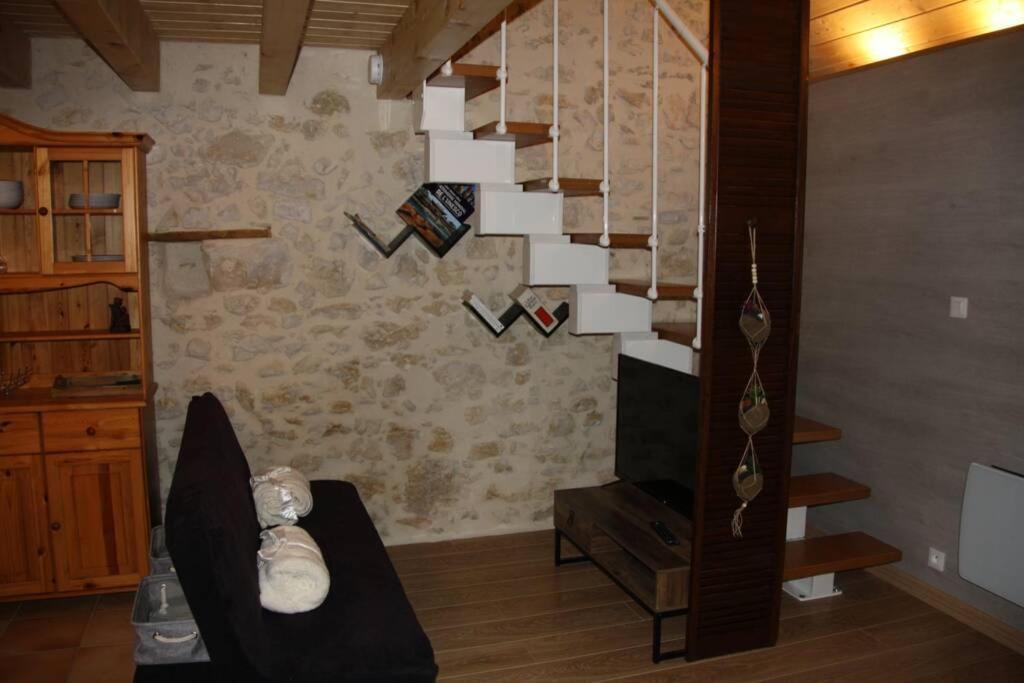 Le Portougais, Chalet A Chanaz, La Petite Venise Savoyarde Exteriör bild